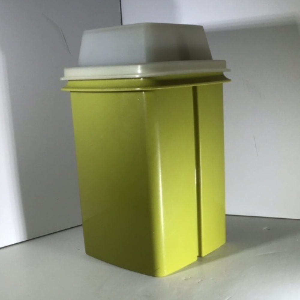 Vintage Tupperware Pickle Keeper Storage Container